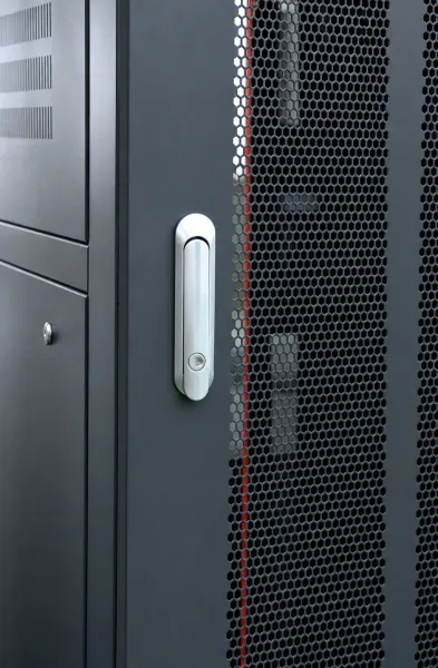 ảnh khóa tủ rack maxtel