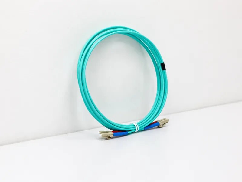 dây nhảy quang maxtel OM3 màu xanh aqua