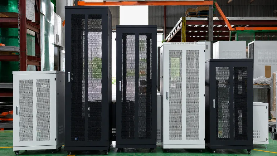 tủ rack maxtel chính hãng